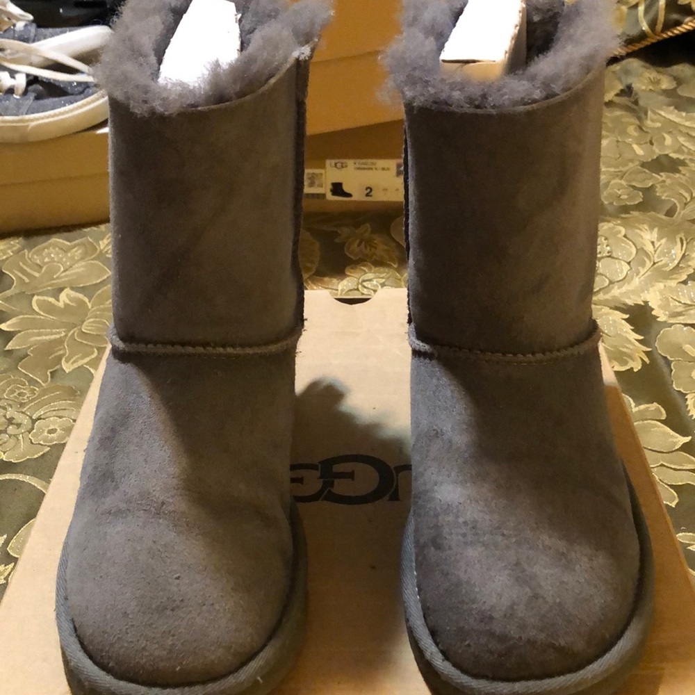 Ugg Bailey Bow Grey
